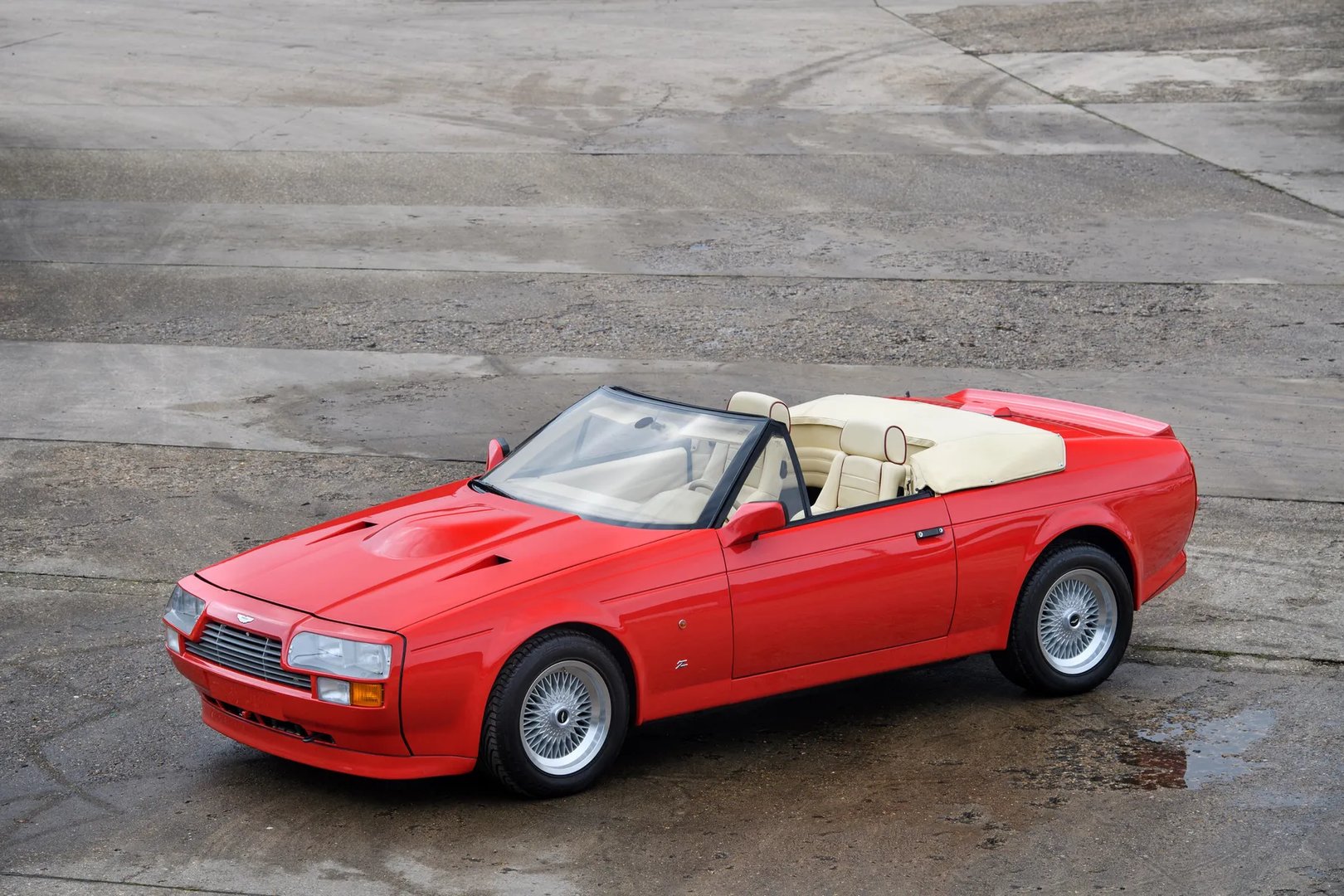 Aston Martin V8 Zagato 1 generation  Cabrio