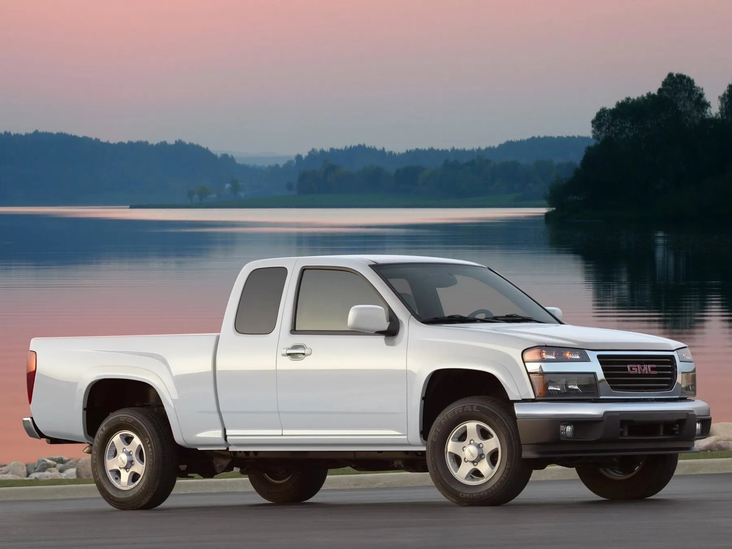 GMC_Canyon_1_generation__Pickup_1.5-cab__8.jpg