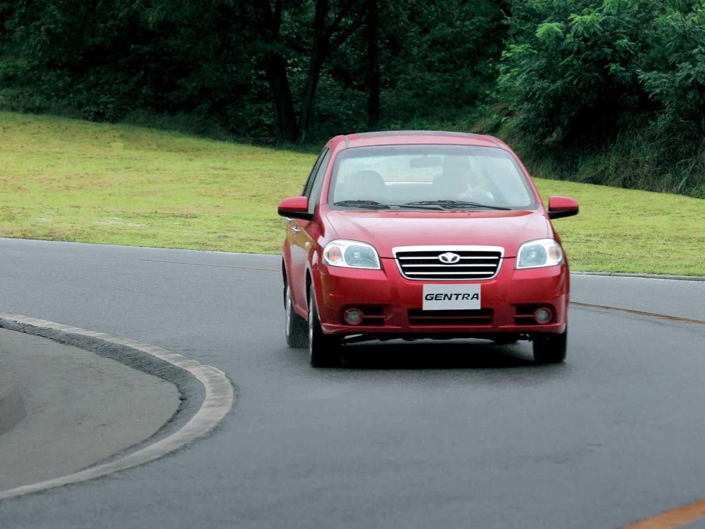 Daewoo_Gentra_1_generation__Sedan__7.jpg