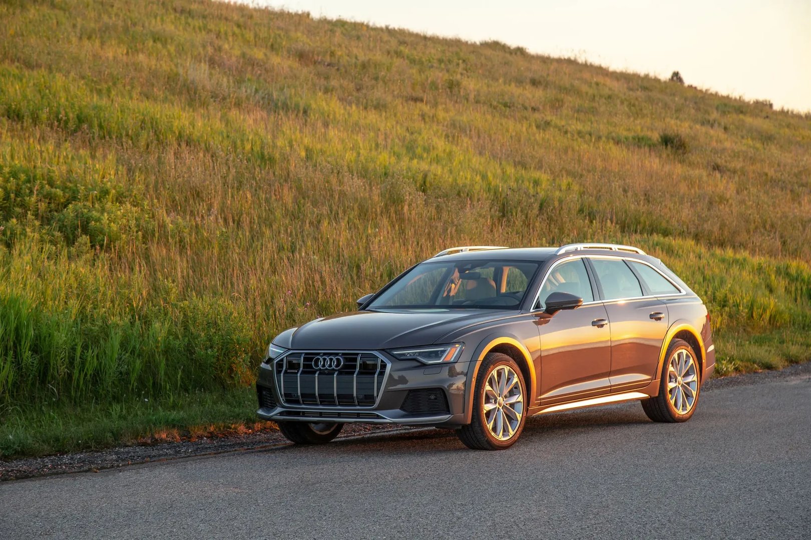 Audi_A6_allroad_4_generation__Estate_5-door__6.jpg