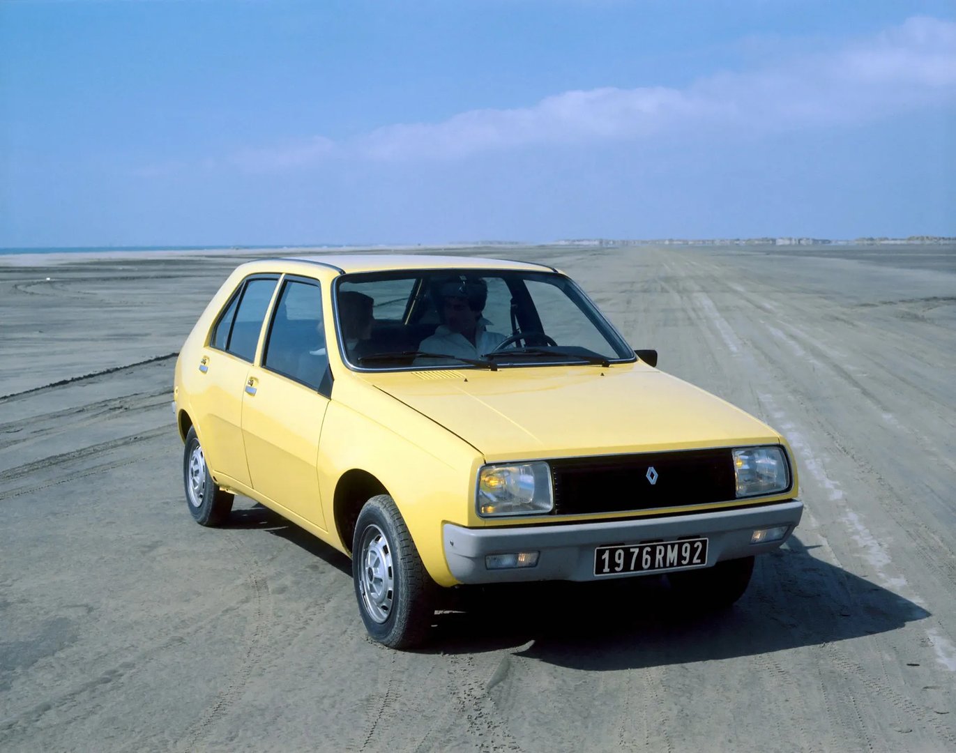 Renault_14_1_generation__Hatchback_5-door__1.jpg