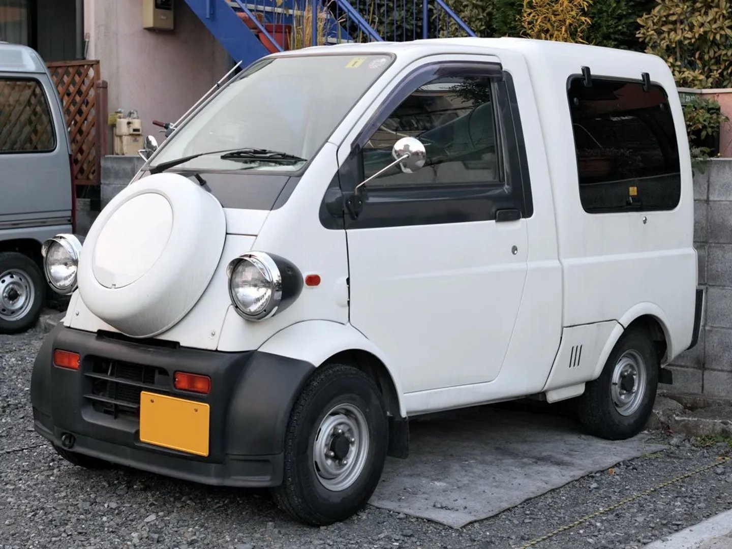 Daihatsu_Midget_2_generation__Microvan__4.jpg