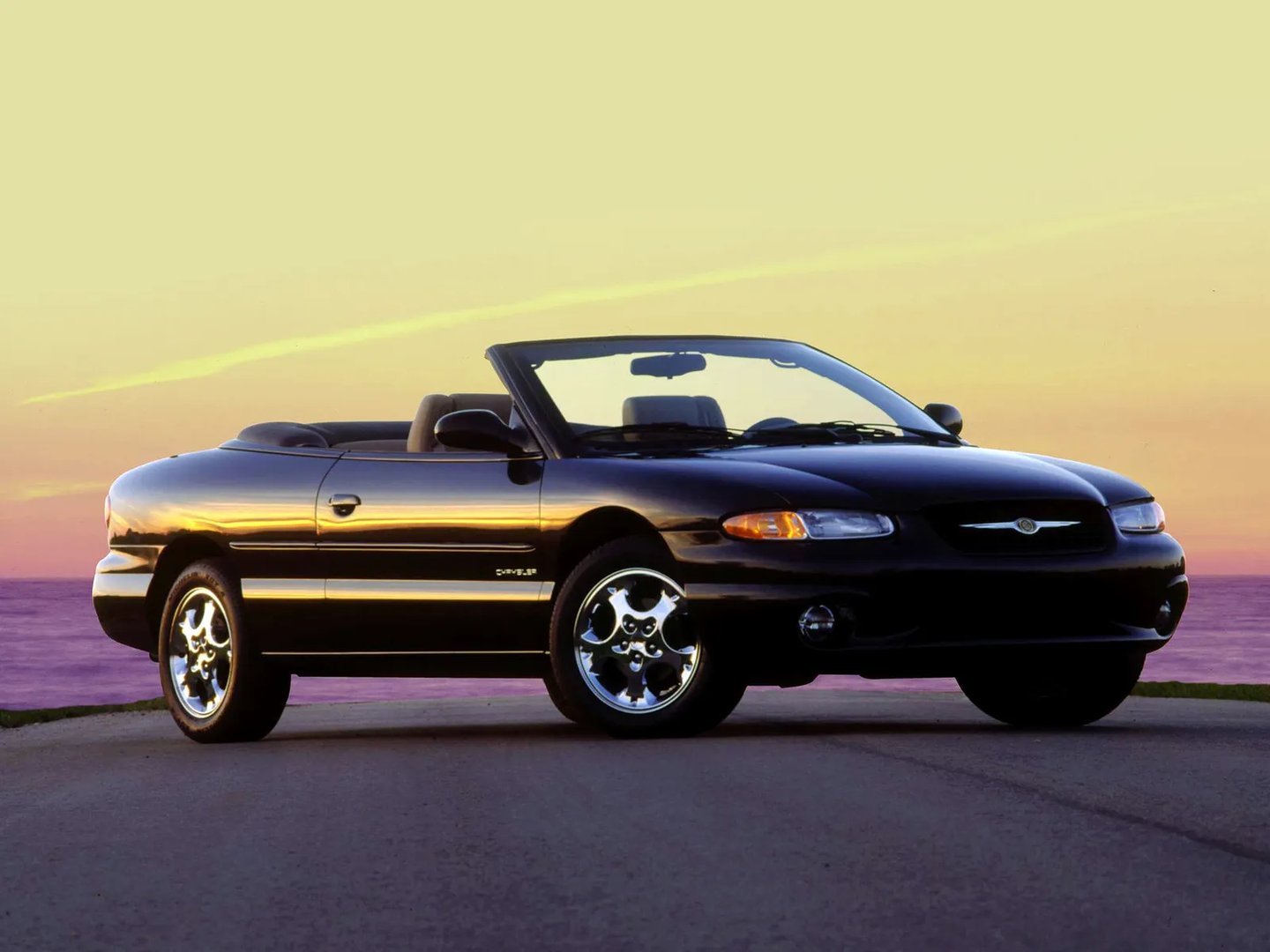 Chrysler_Sebring_1_generation__Cabrio__6.jpg