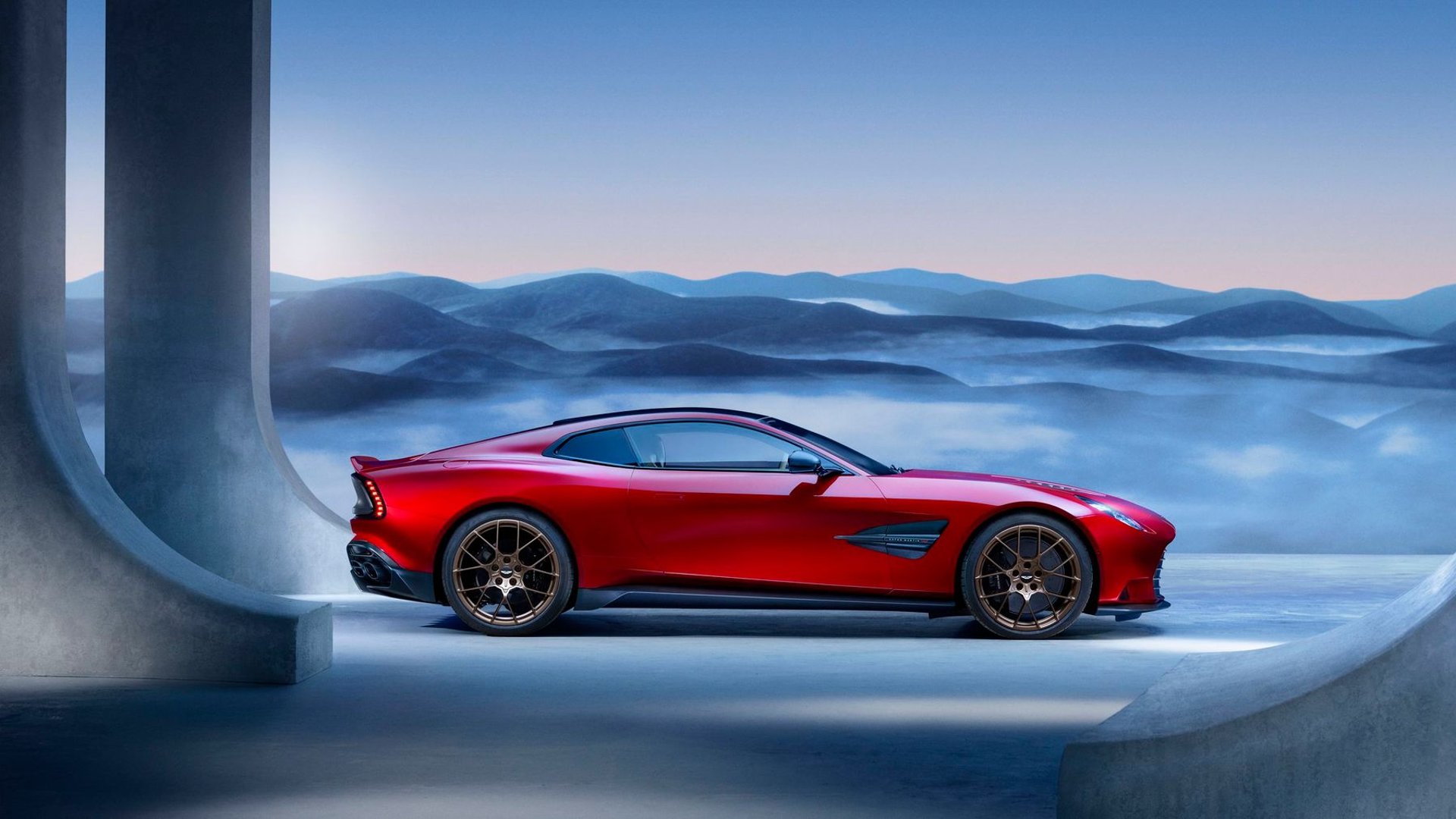 aston-martin_Vanquish_3_generation__Coupe__17.jpg