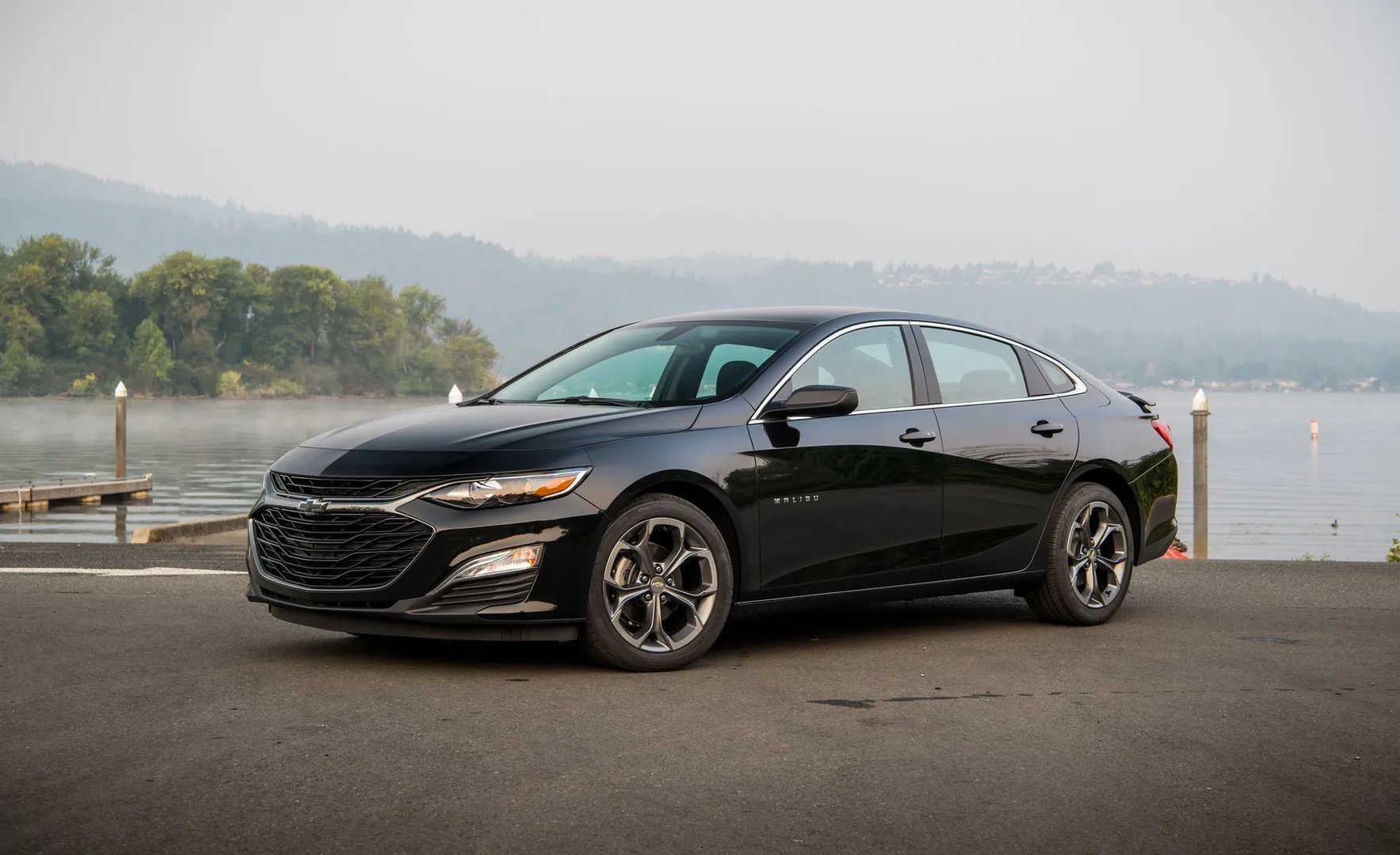 Chevrolet_Malibu_9_generation_restyling__Sedan__5.jpg