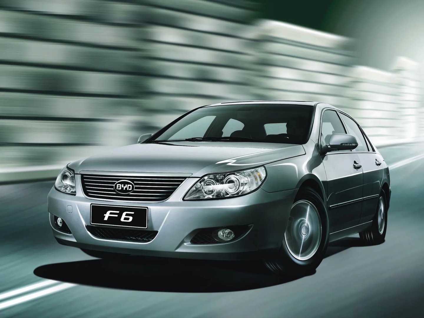 BYD_F6_1_generation__Sedan__3.jpg