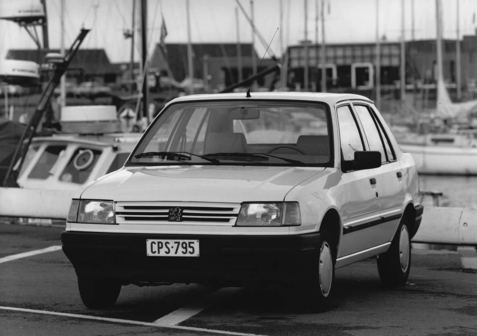 Peugeot_309_1_generation__Mini_5-doors__7.jpg