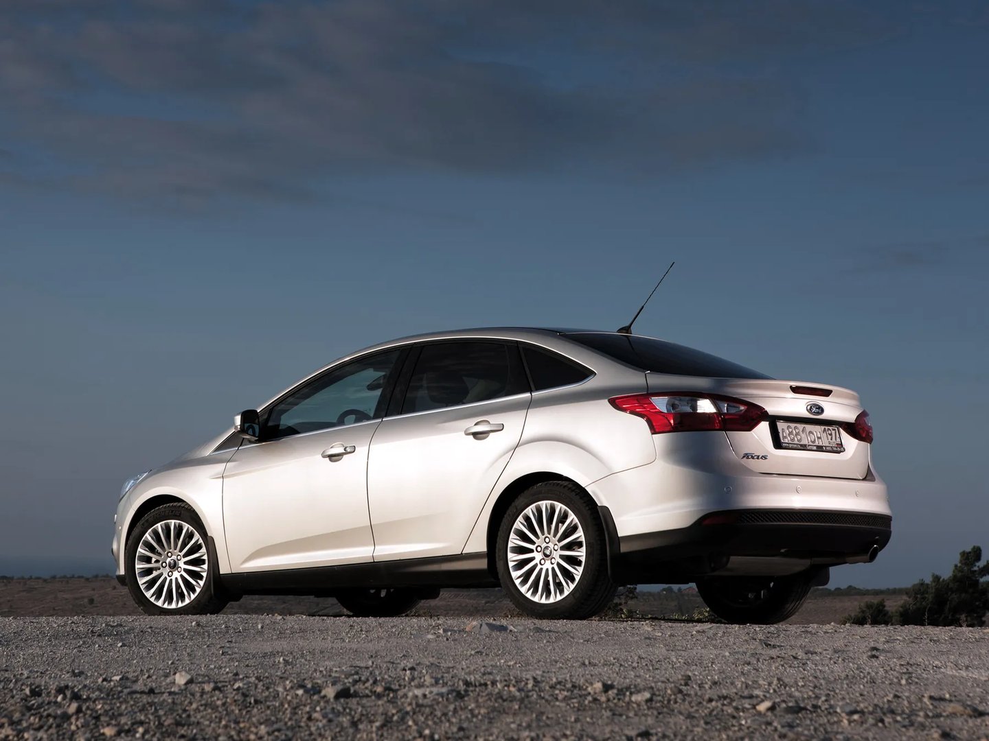 Ford_Focus_3_generation__Sedan__2.jpg