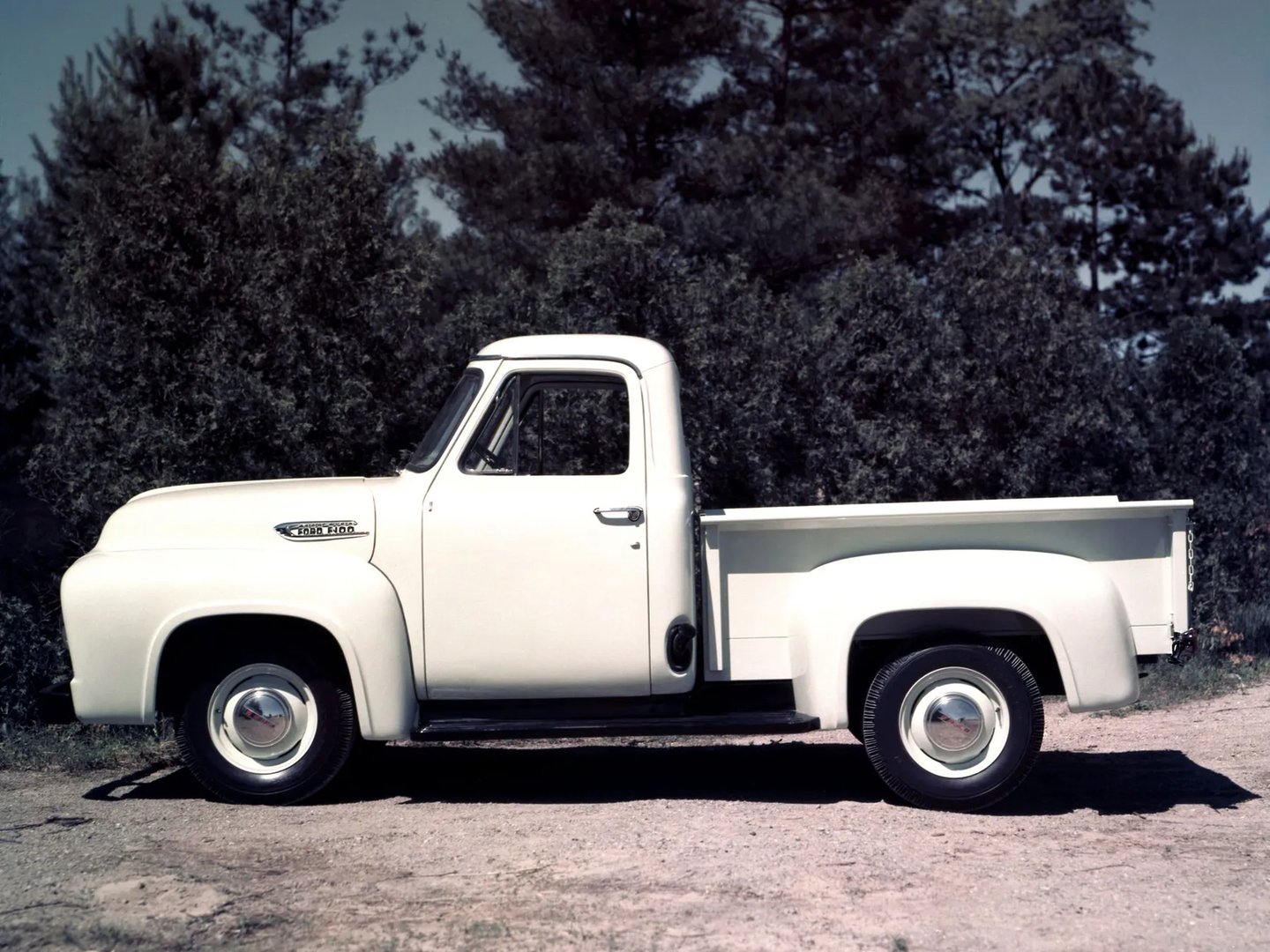Ford_F-150_2_generation__Pickup_single-cab__5.jpg