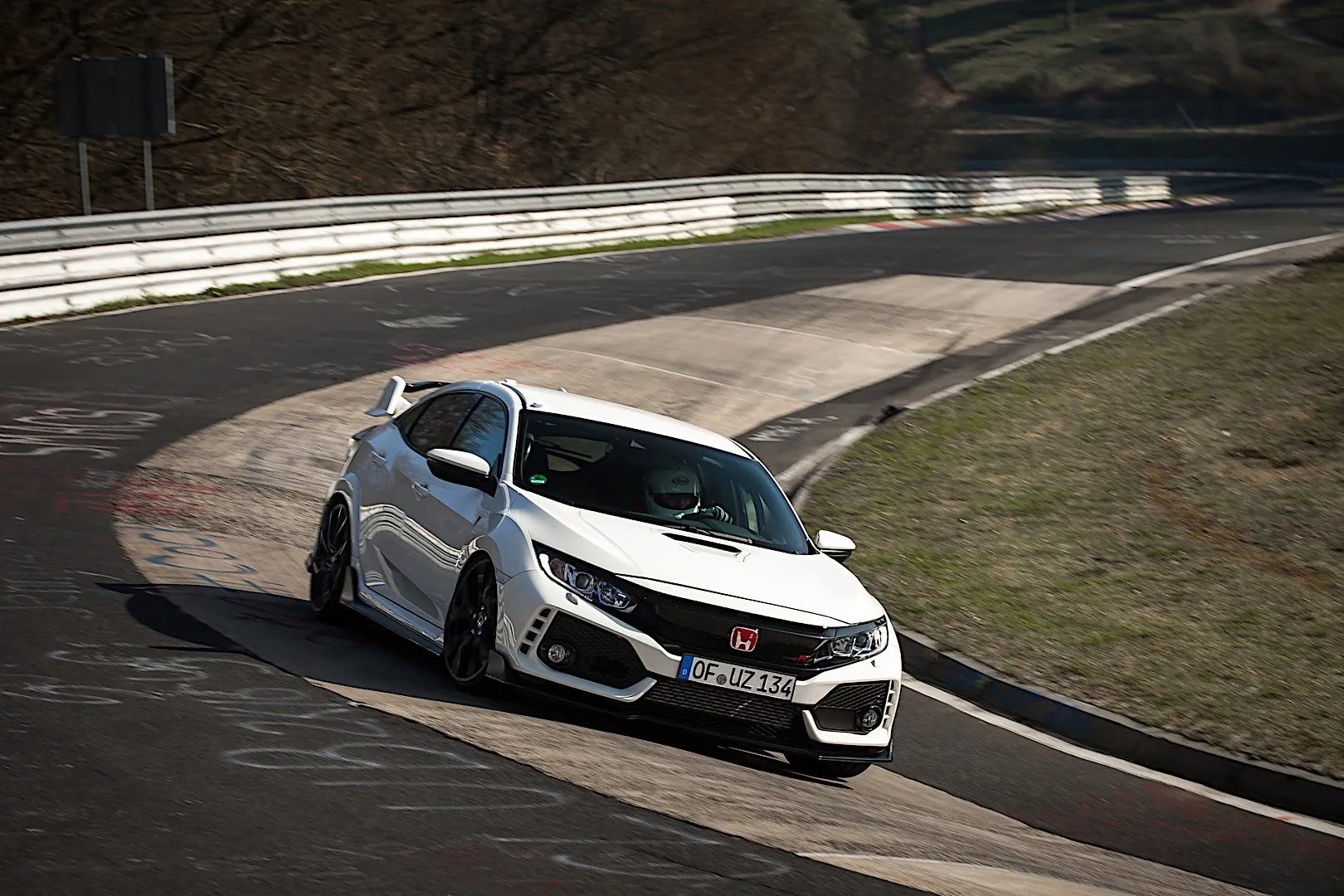 Honda_Civic_Type_R_10_generation__Hatchback_5-door__8.jpg