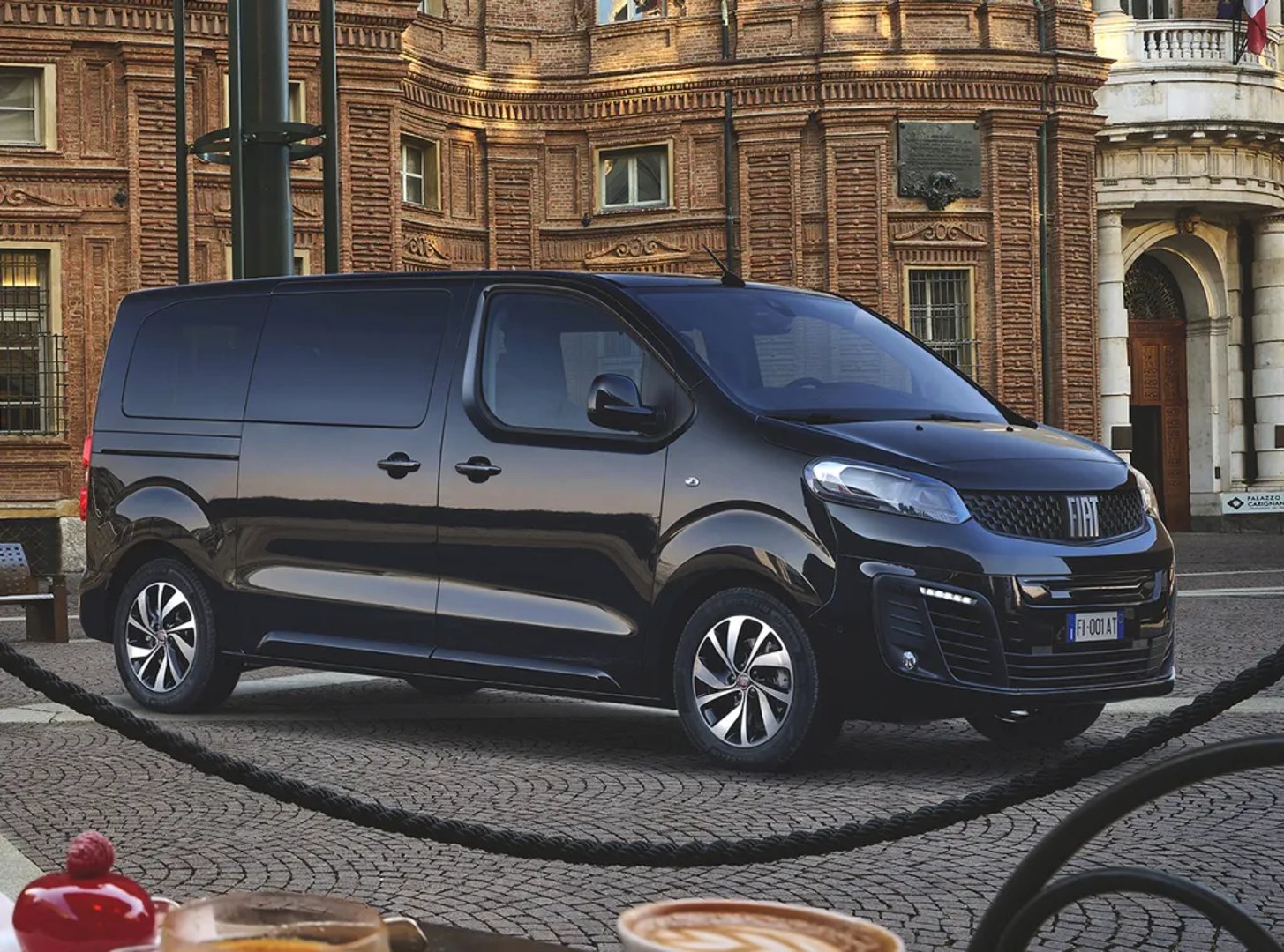 Fiat_Ulysse_3_generation__Minivan__2.jpg