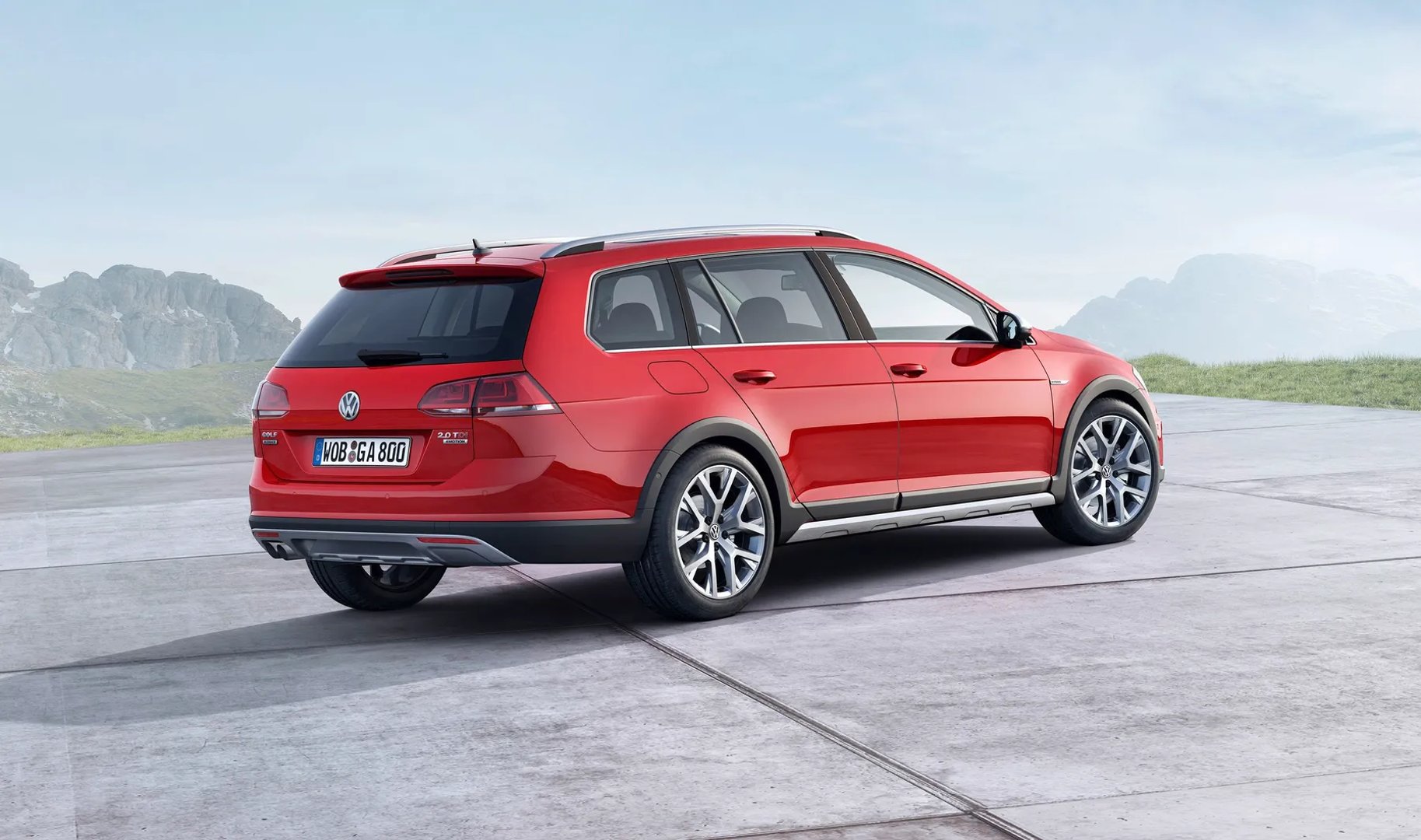 Volkswagen_Golf_Alltrack_7_generation__Estate_5-door__8.jpg