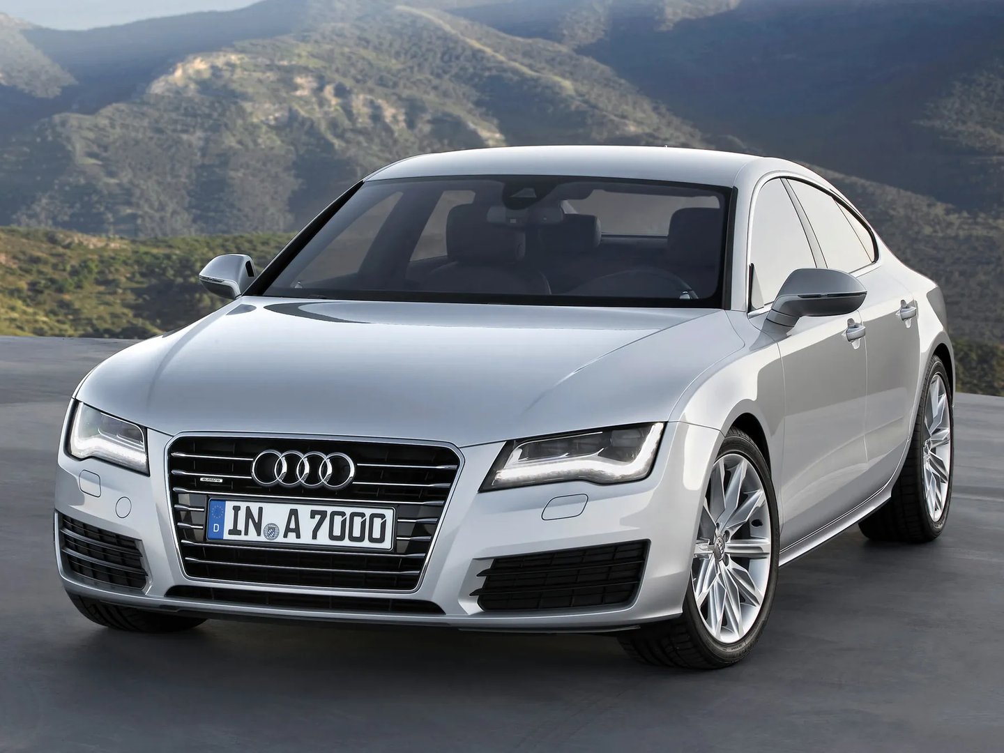 Audi_A7_1_generation__Liftback__6.jpg