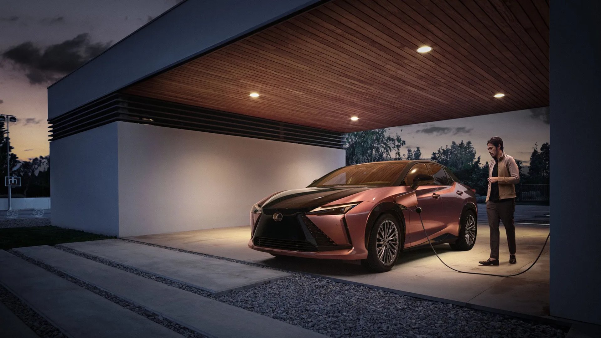 Lexus_RZ_1_generation__SUV_Coupe__5.jpg