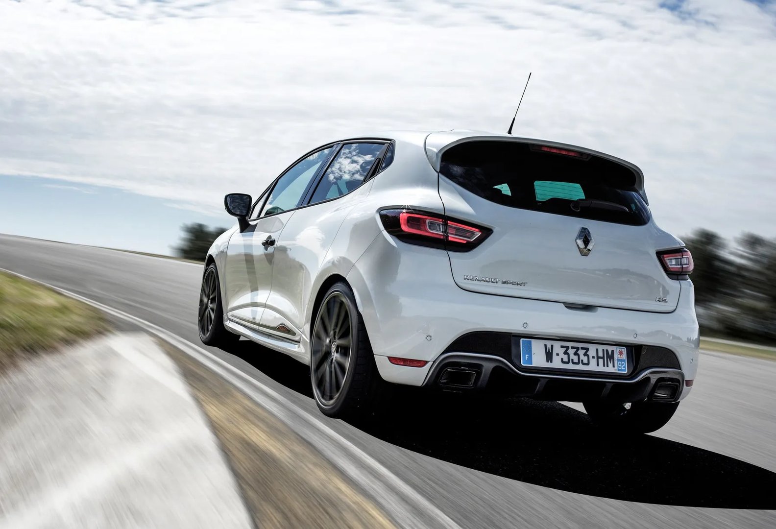 Renault_Clio_RS_4_generation_restyling__Mini_5-doors__4.jpg
