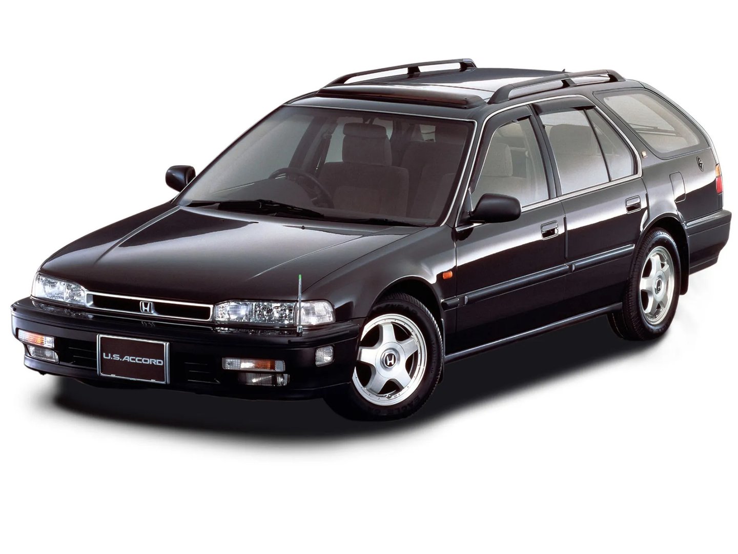 Honda_Accord_4_generation__Estate_5-door__6.jpg