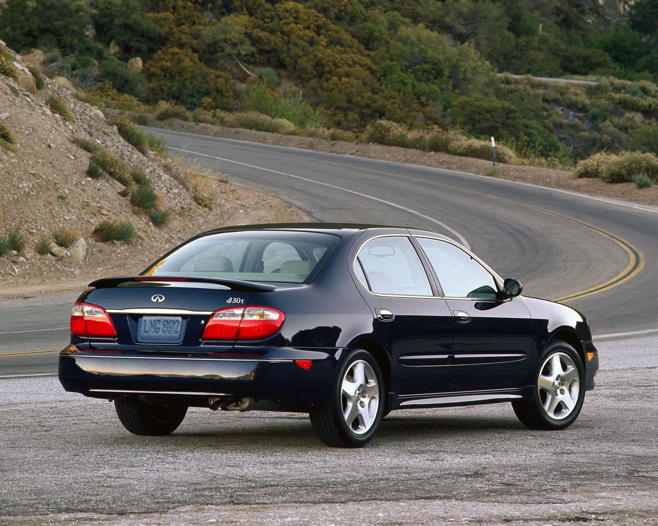 Infiniti_I_2_generation__Sedan__5.jpg