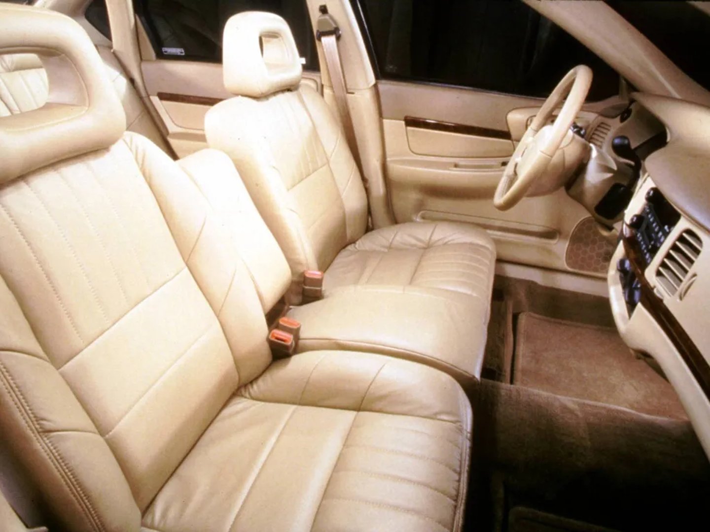 Chevrolet_Impala_8_generation__Sedan__12.jpg
