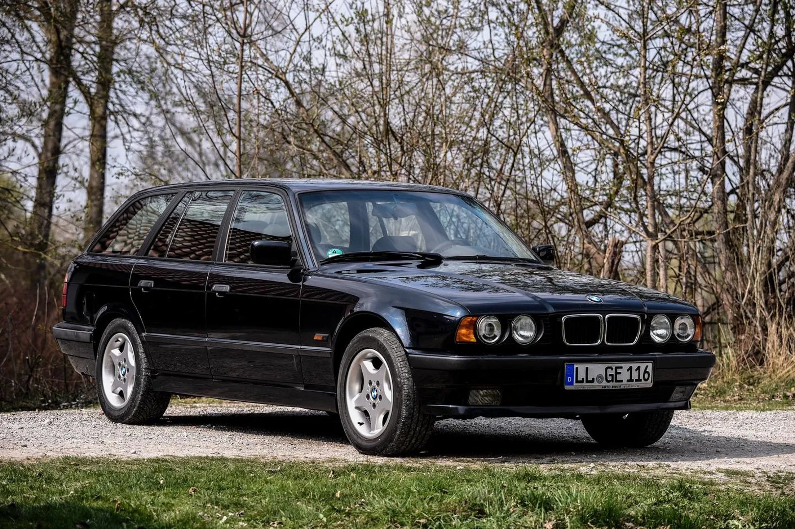 BMW M5 2 generation  Estate 5-door
