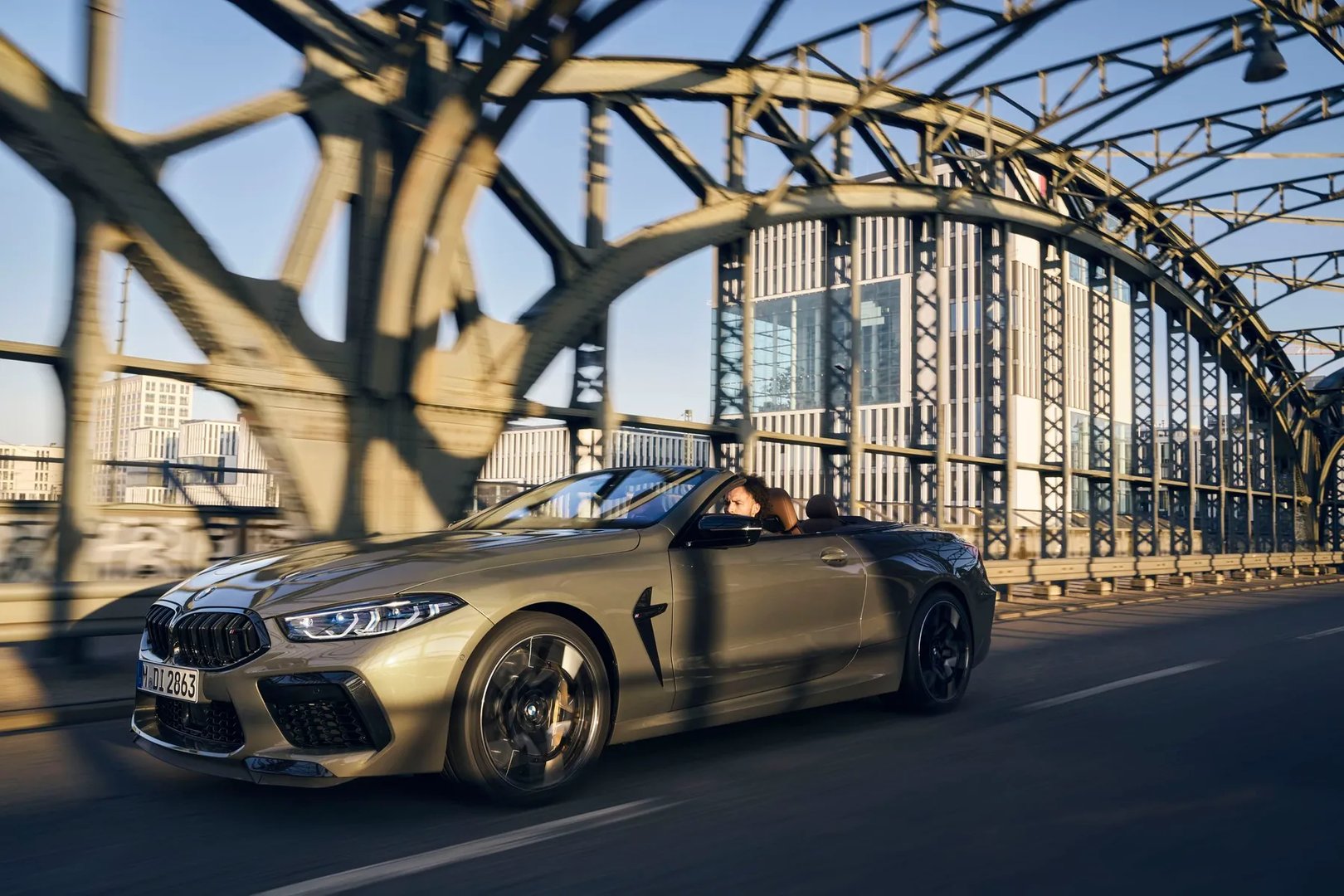BMW_M8_1_generation_restyling_1__Cabrio__2.jpg