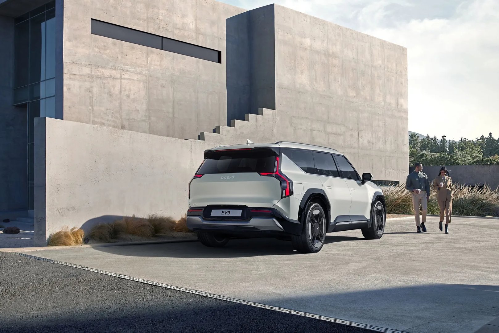 Kia_EV9_1_generation__SUV_5-doors__7.jpg