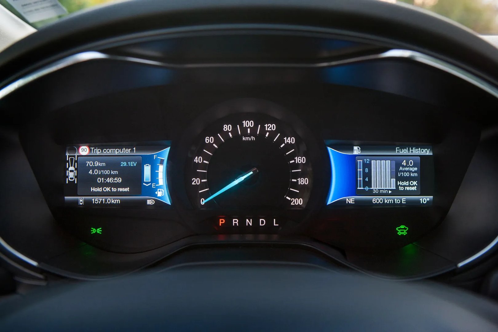 Ford_Mondeo_5_generation__Sedan__10.jpg