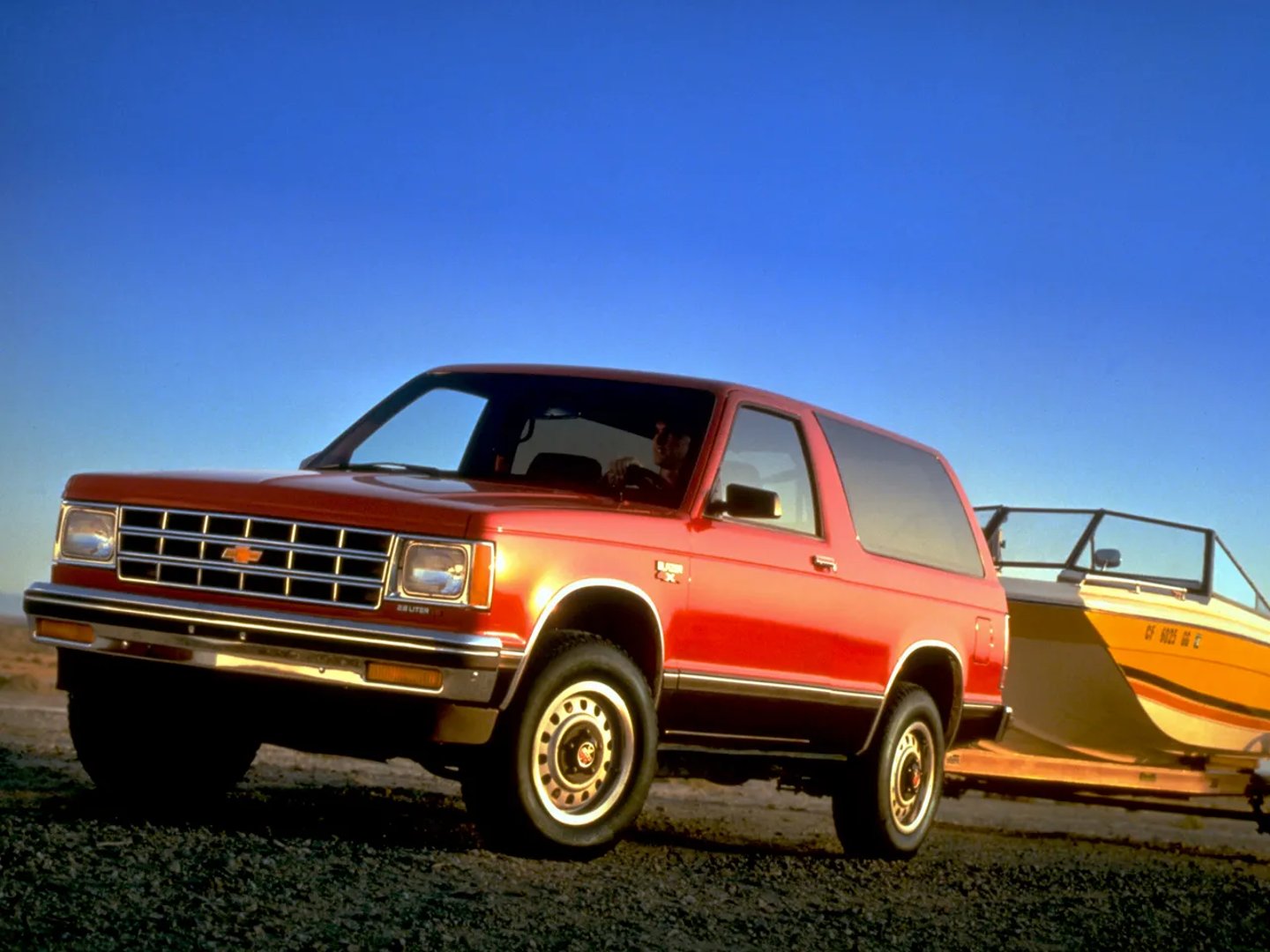 Chevrolet_Blazer_1_generation__SUV_3-doors__1.jpg