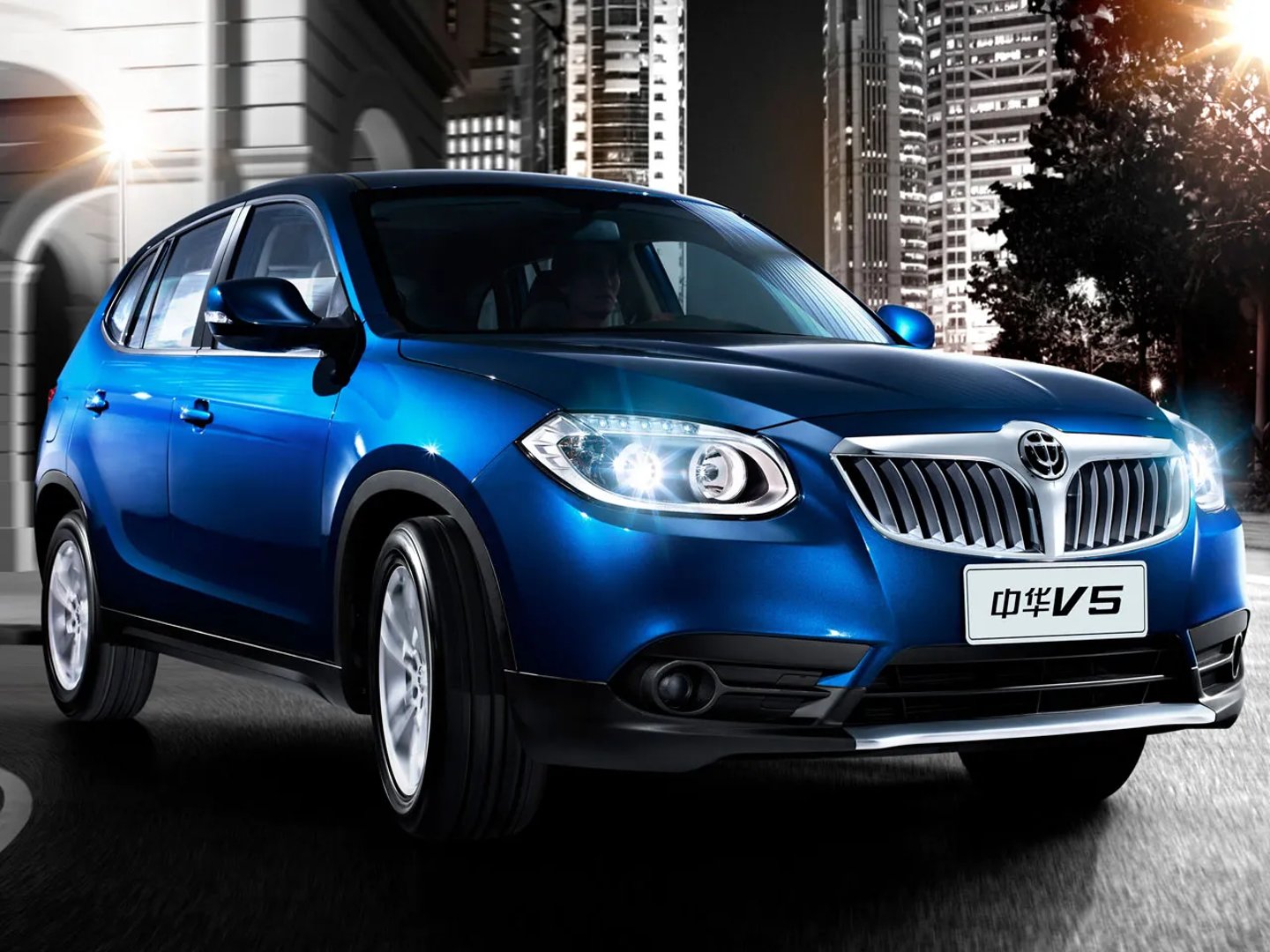Brilliance_V5_1_generation__SUV_5-doors__7.jpg