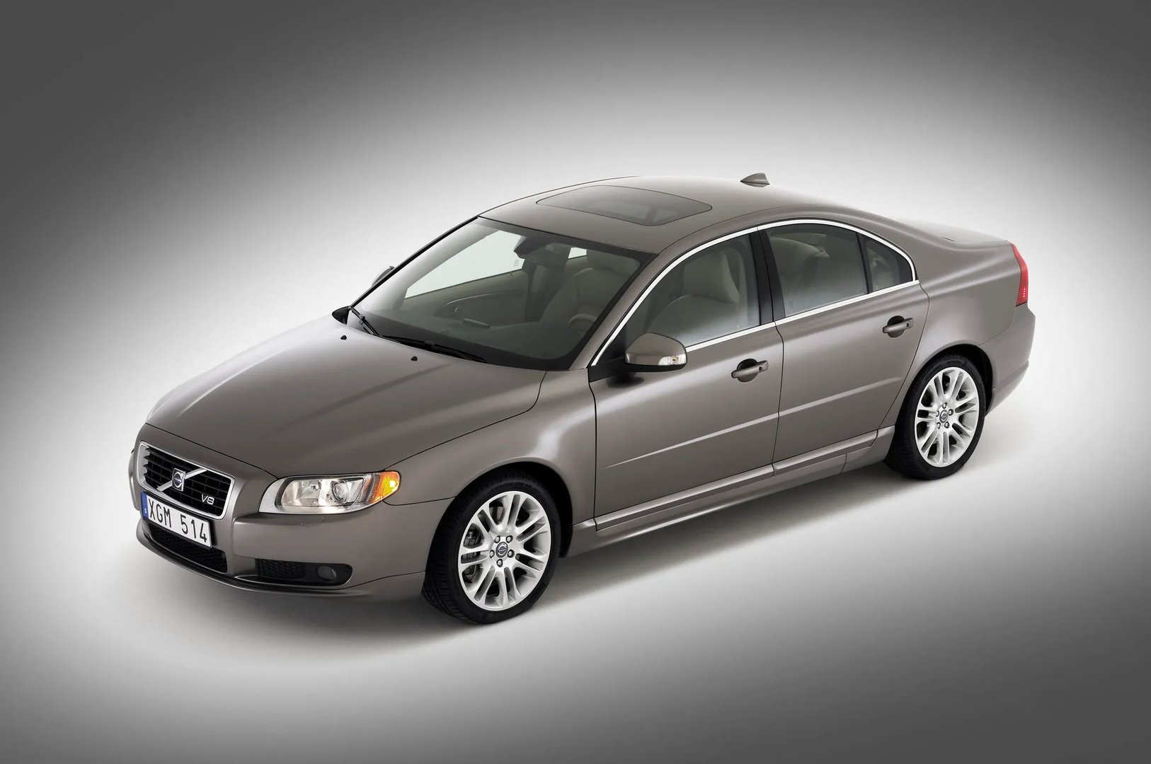 Volvo_S80_2_generation__Sedan__2.jpg