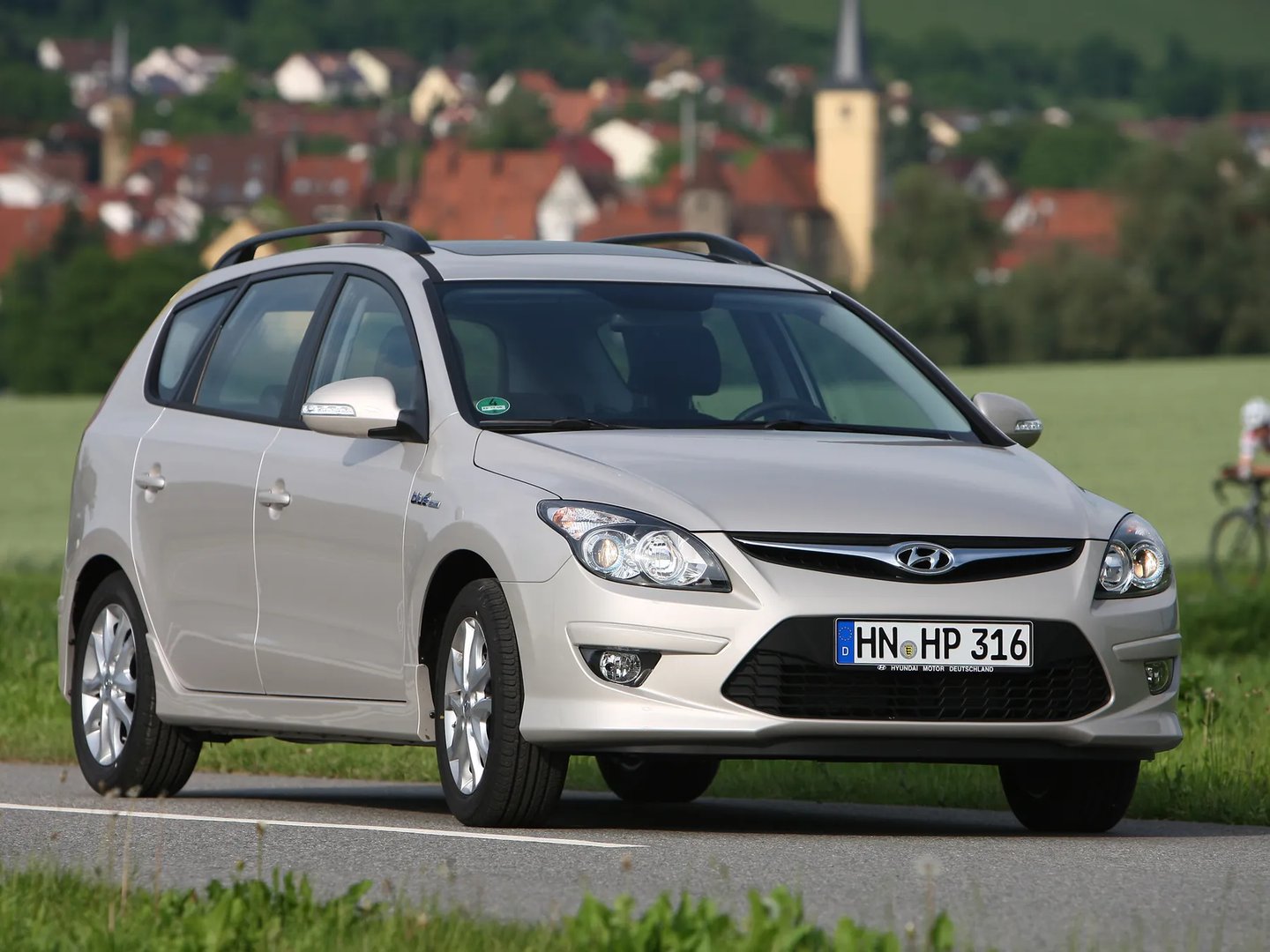 Hyundai_i30_1_generation_restyling__Estate_5-door__11.jpg