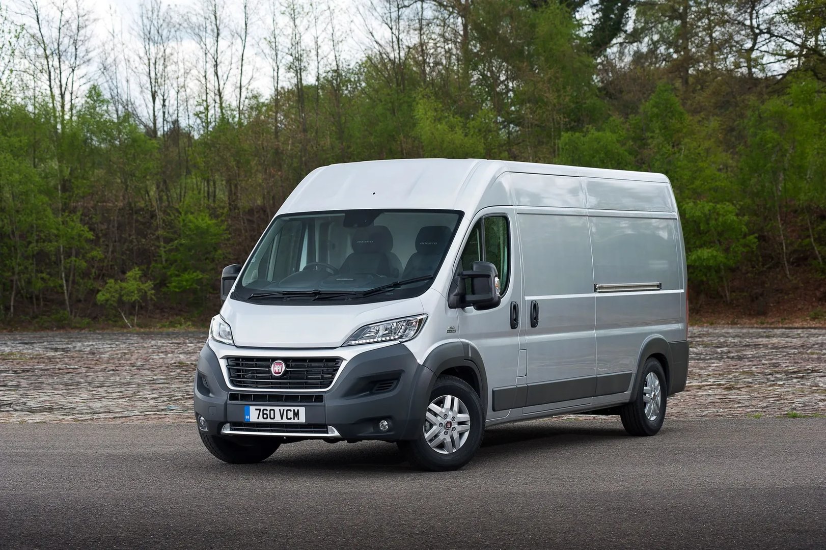 Fiat_Ducato_3_generation_restyling_1__Van_Long__4.jpg