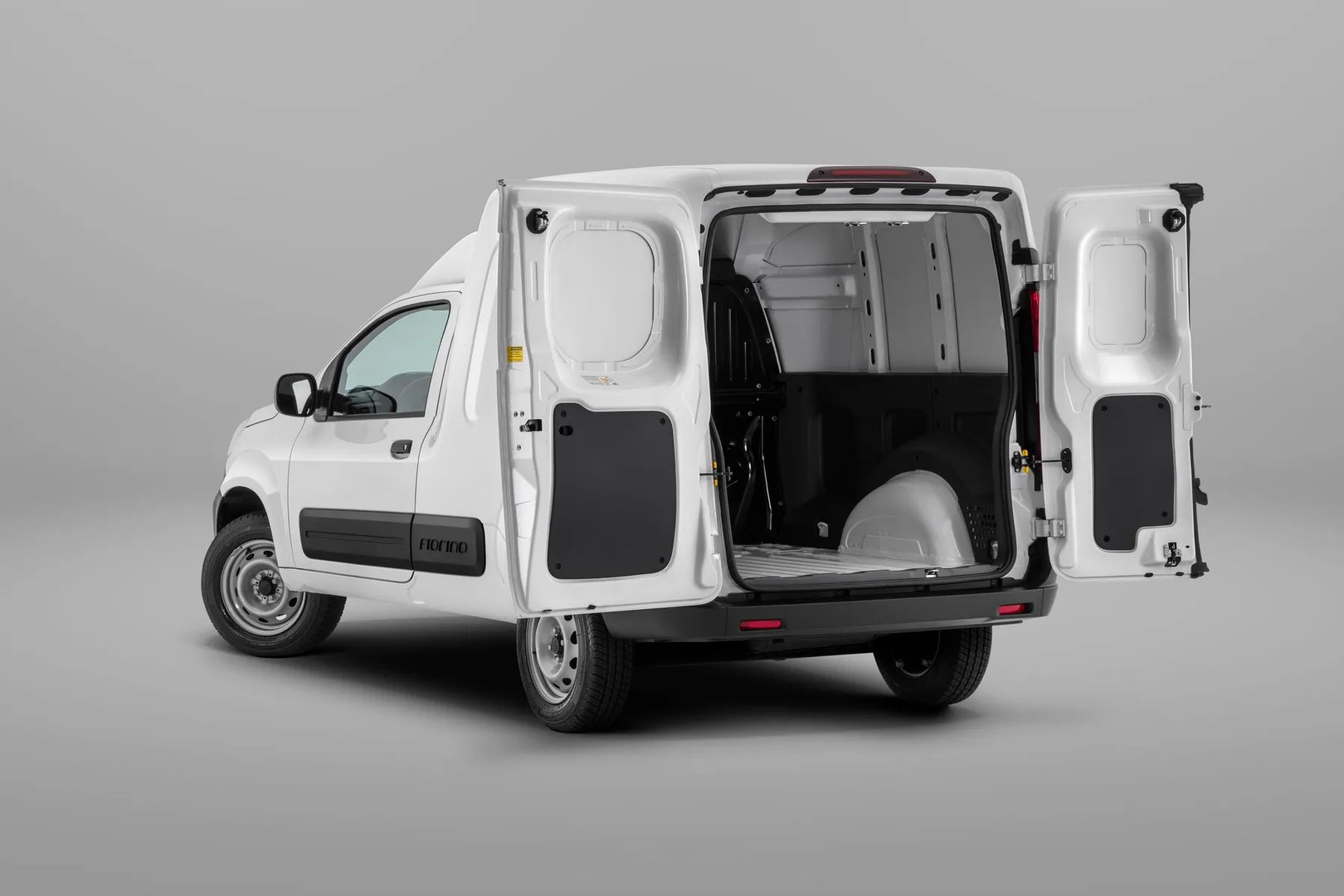 Fiat_Fiorino_3_generation_restyling_2__Van__8.jpg