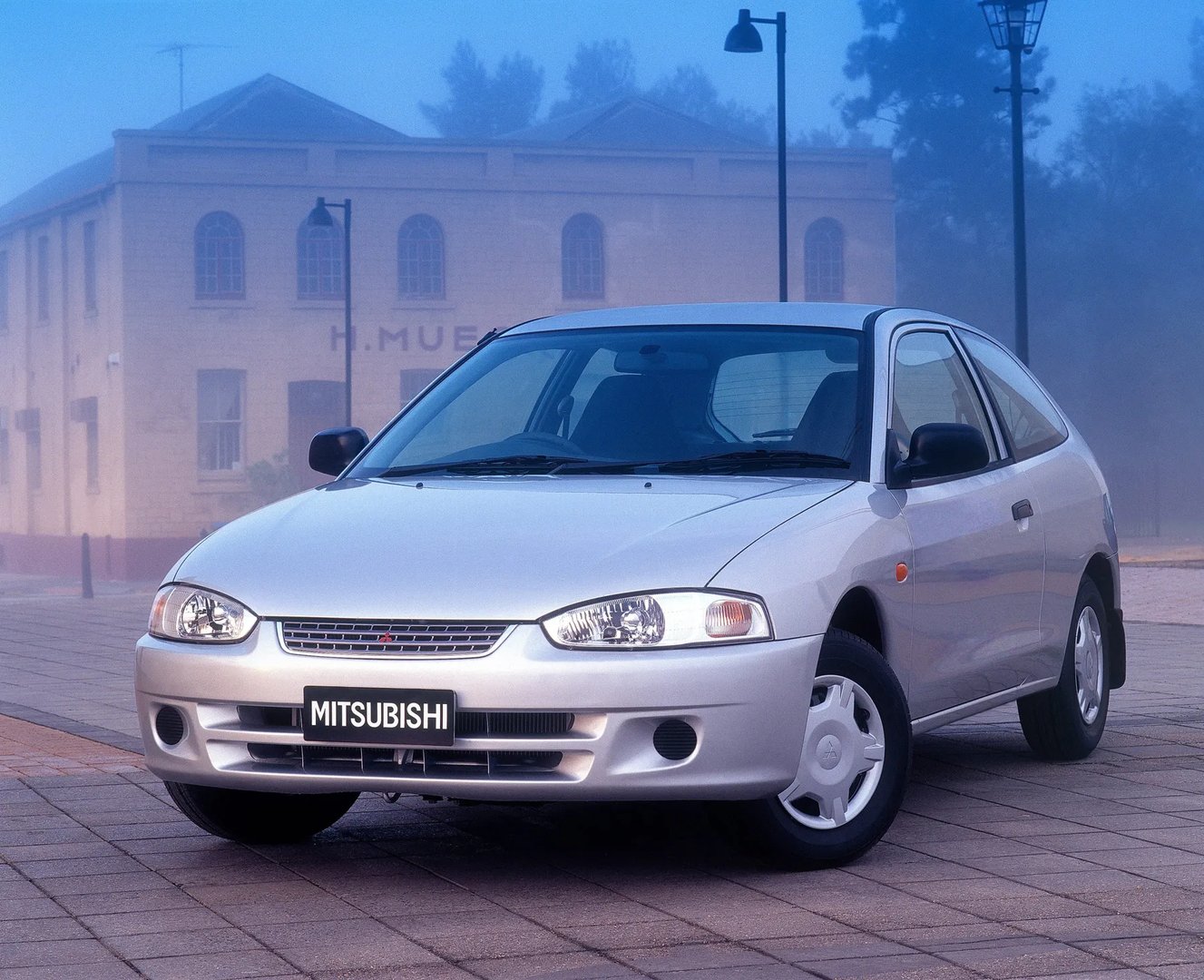 Mitsubishi_Mirage_5_generation__Hatchback_3-door__2.jpg