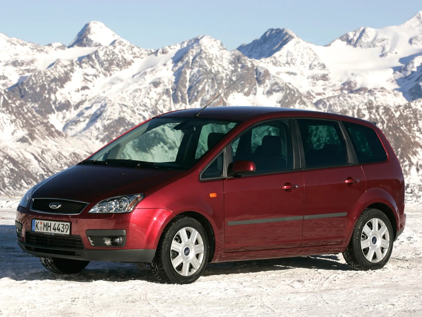 C214  Compact Van