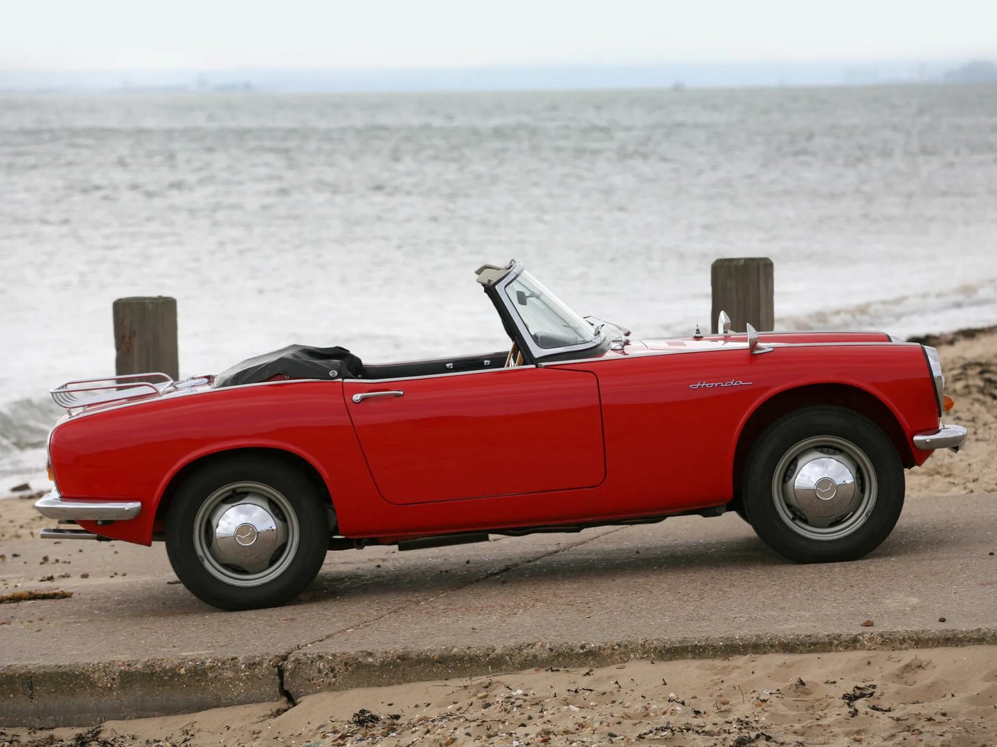 Honda_S600_1_generation__Cabrio__4.jpg