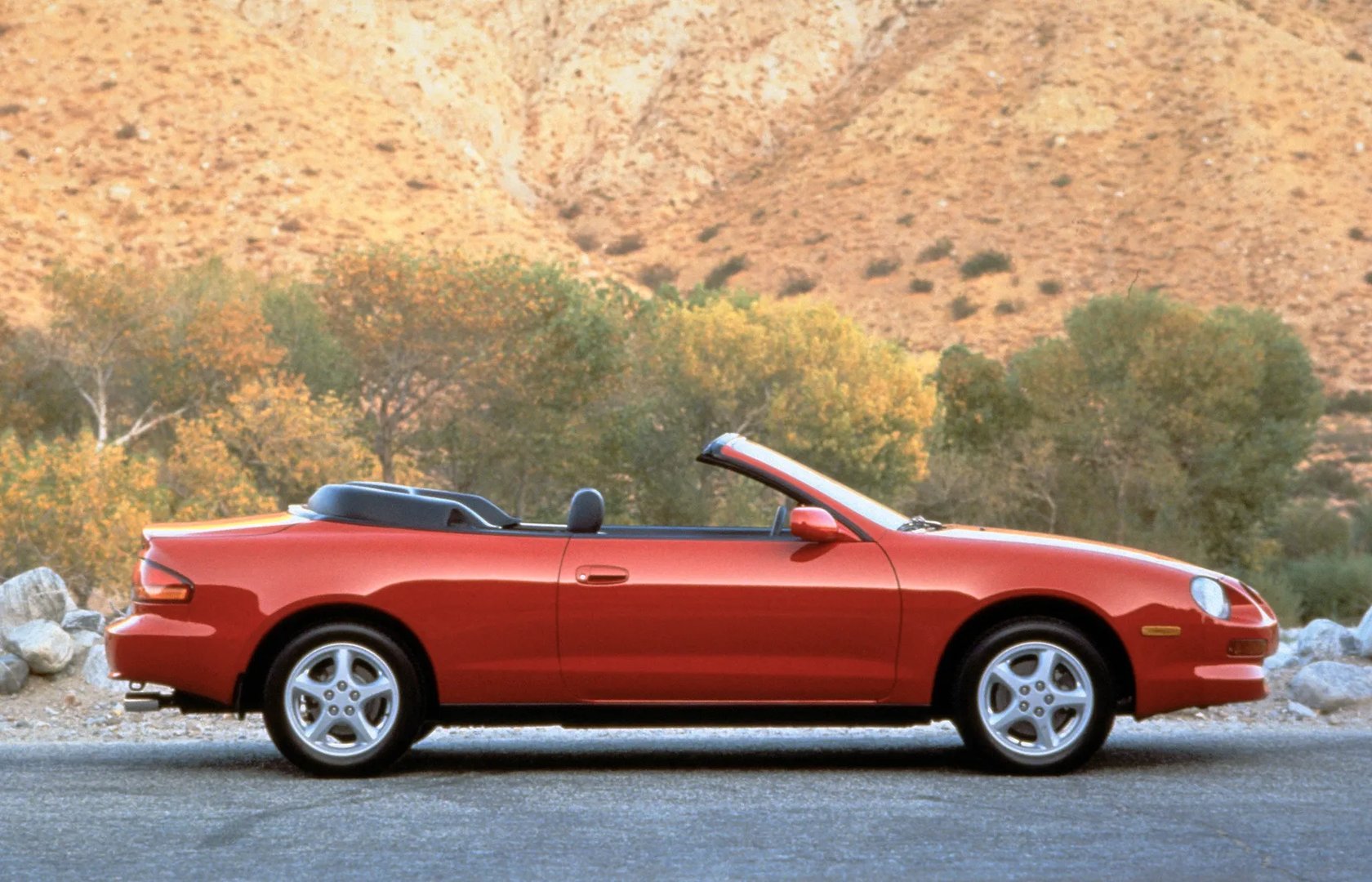 Toyota_Celica_6_generation_restyling__Cabrio__2.jpg