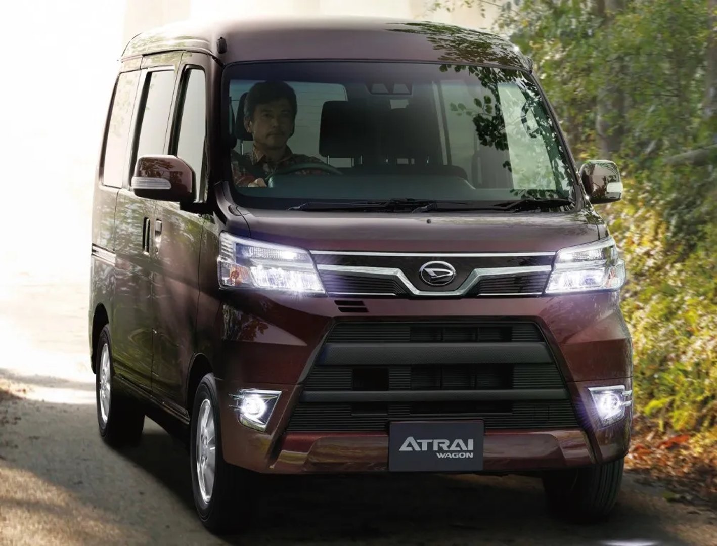 Daihatsu_Atrai_2_generation_restyling_2__Microvan__1.jpg