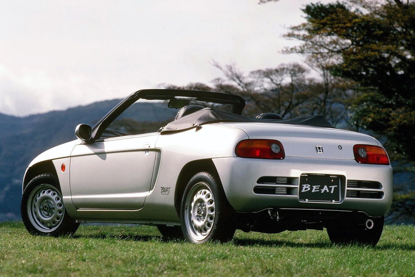 Honda_Beat_1_generation__Roadster__9.jpg