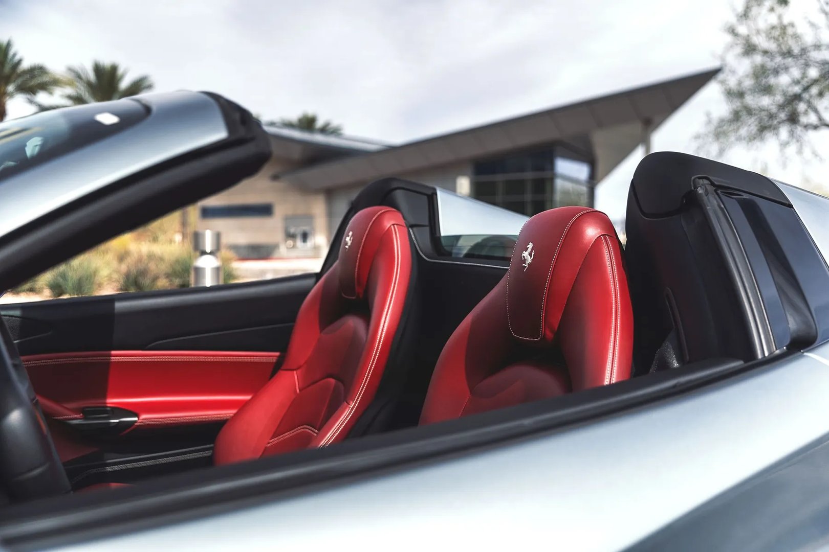 Ferrari_488_1_generation__Roadster__11.jpg