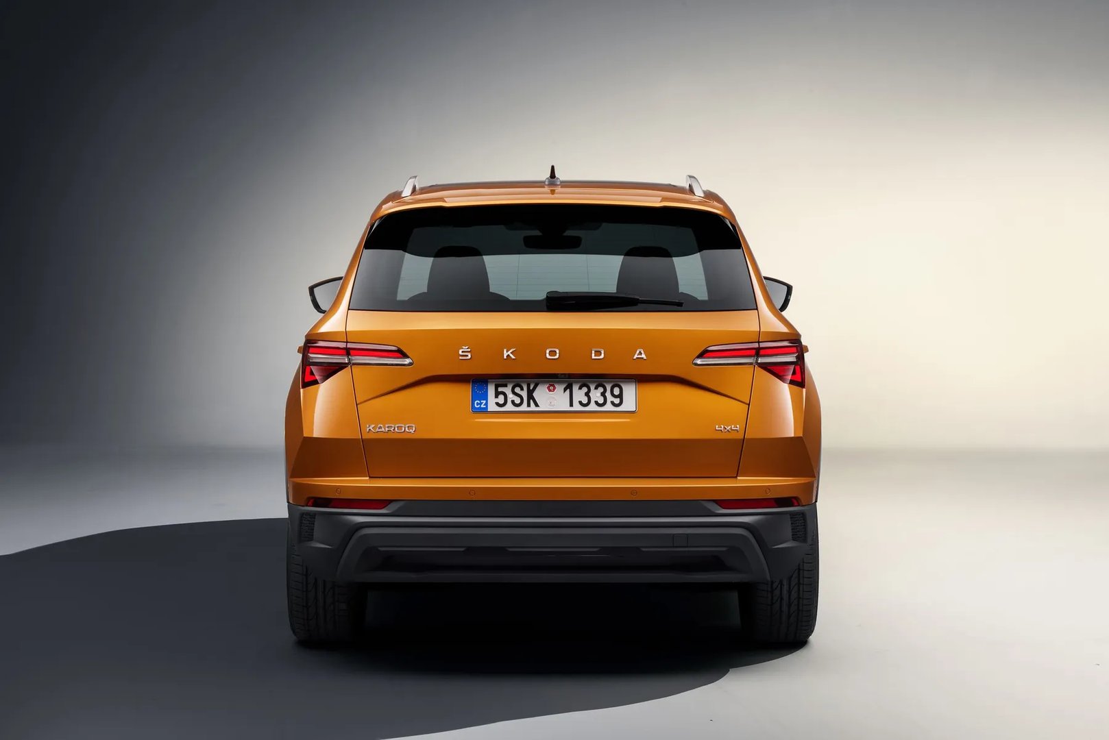 Skoda_Karoq_1_generation_restyling__SUV_5-doors__13.jpg