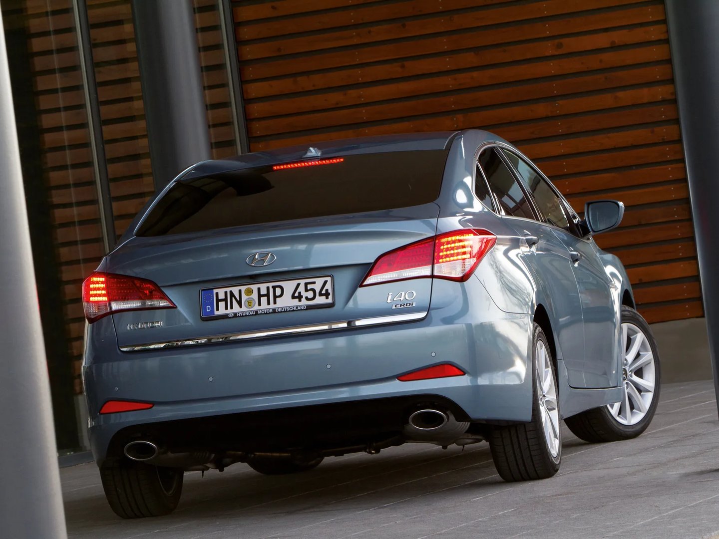 Hyundai_i40_1_generation__Sedan__6.jpg