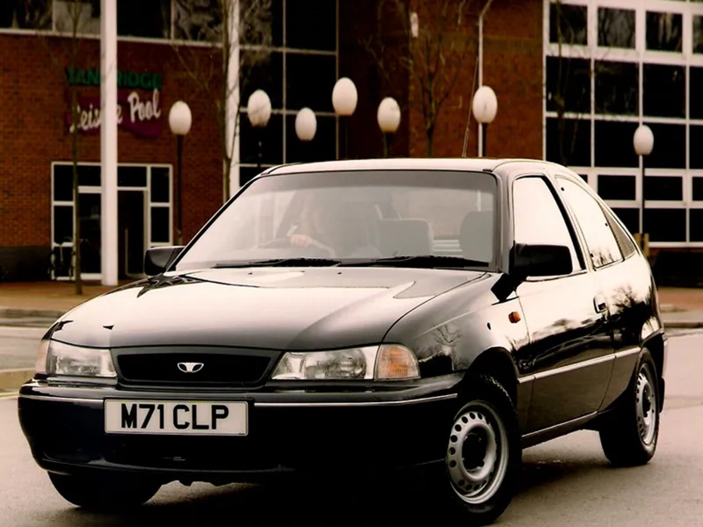 Daewoo_Nexia_1_generation__Hatchback_3-door__5.jpg