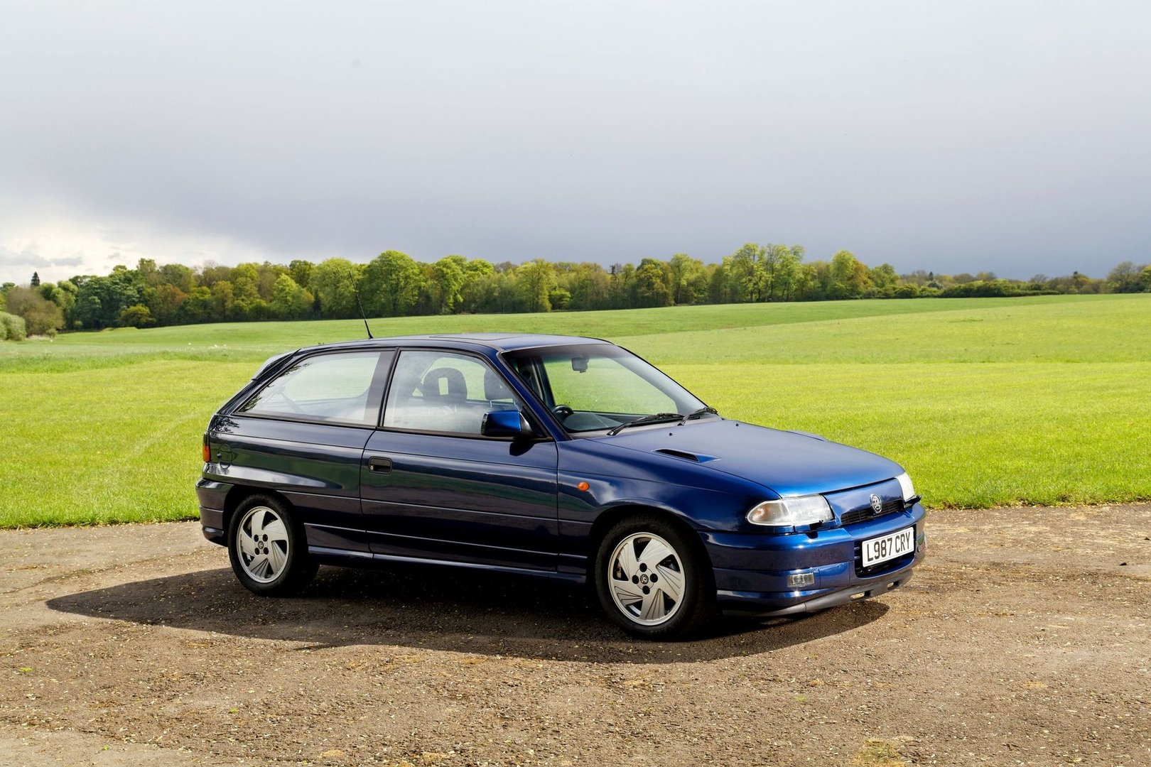 vauxhall_Astra_3_generation__Mini_3-doors__2.jpg