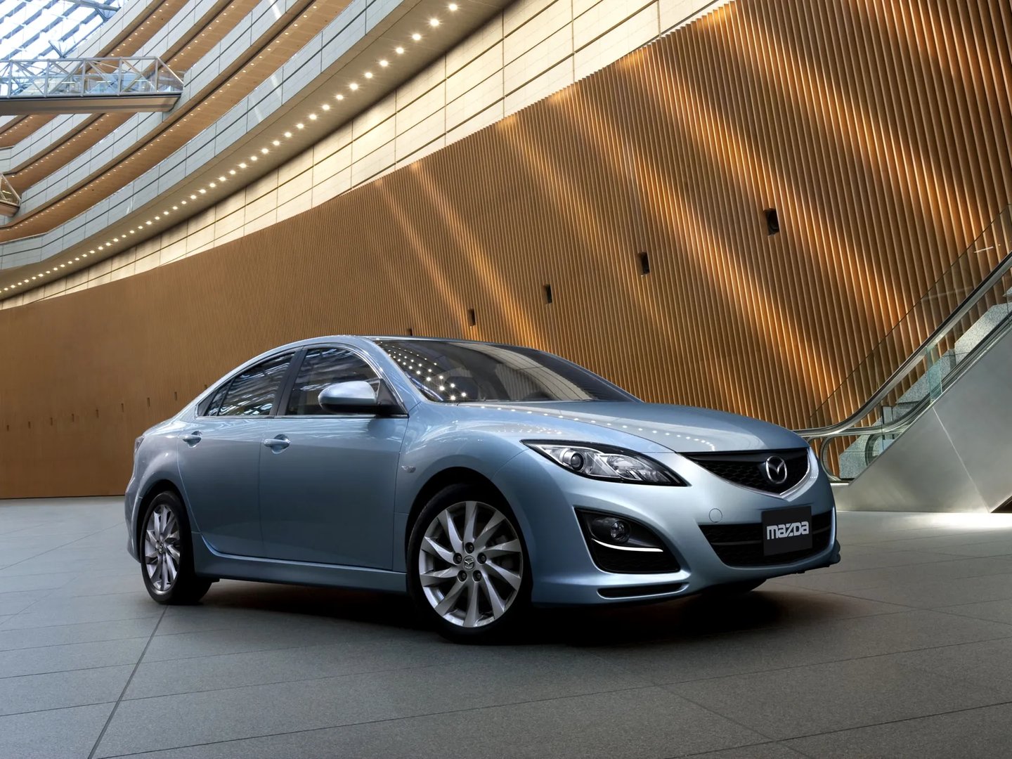 Mazda_6_2_generation_restyling__Sedan__4.jpg