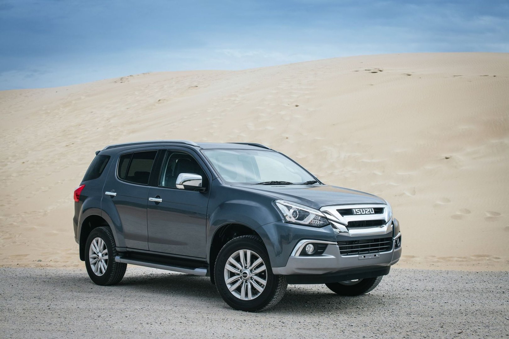 Isuzu MU-X 1 generation, restyling