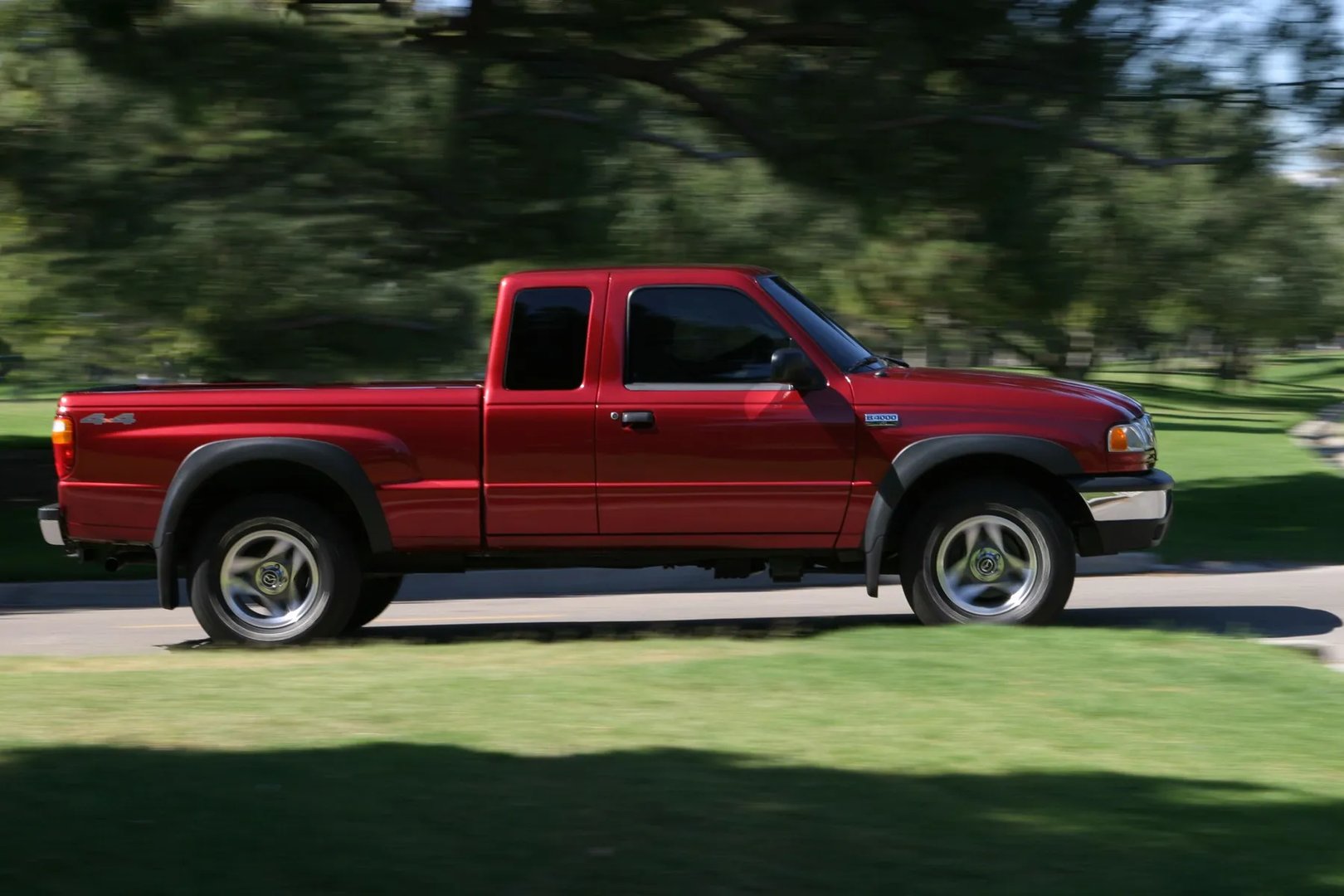 Mazda_Proceed_5_generation__Pickup_1.5-cab__5.jpg