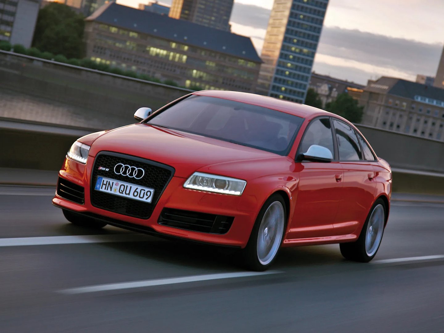 Audi_RS6_2_generation__Sedan__11.jpg