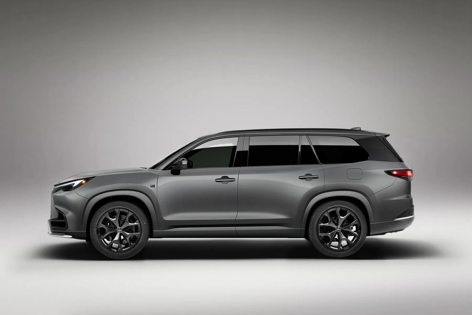 Lexus_TX_1_generation__SUV_5-doors__6.jpg