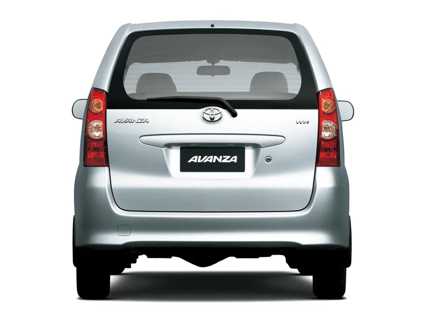 Toyota_Avanza_1_generation__Minivan__5.jpg