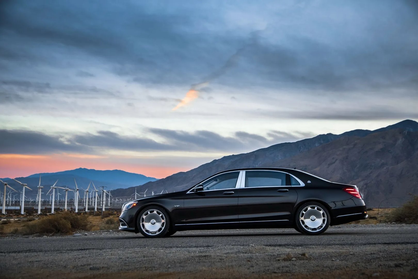 Maybach_S-class_1_generation_restyling__Sedan_Long__6.jpg
